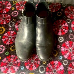 Women UGG leather black ankle boots